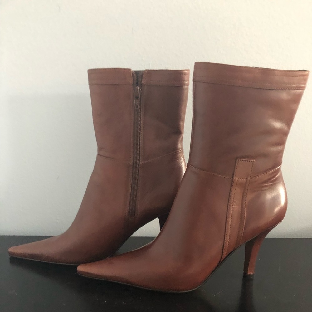 Women Nine West booties
